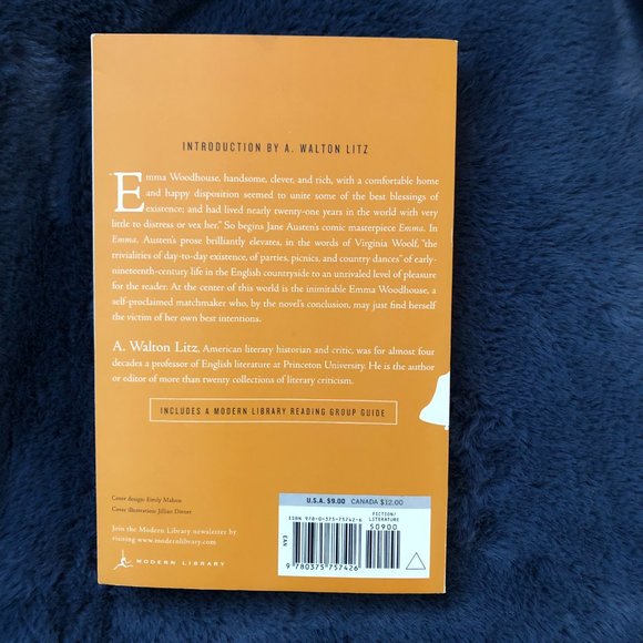 BOOK Fiction novel - Picture 2 of 2